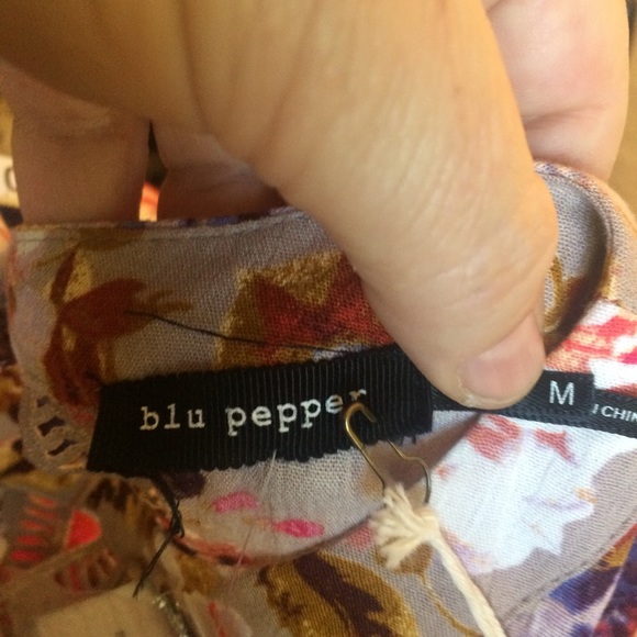 Blu Pepper Medium Dress - Picture 5 of 8